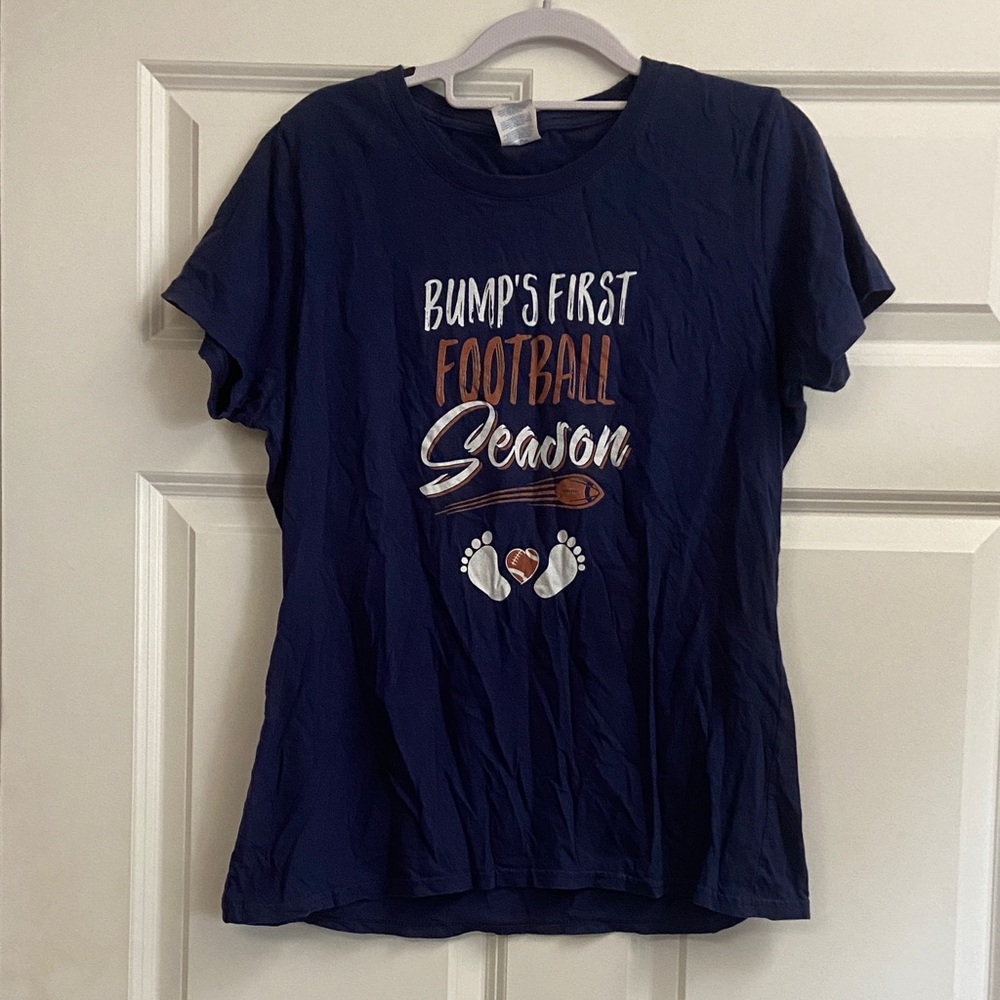 🧡 Women’s football maternity t-shirt